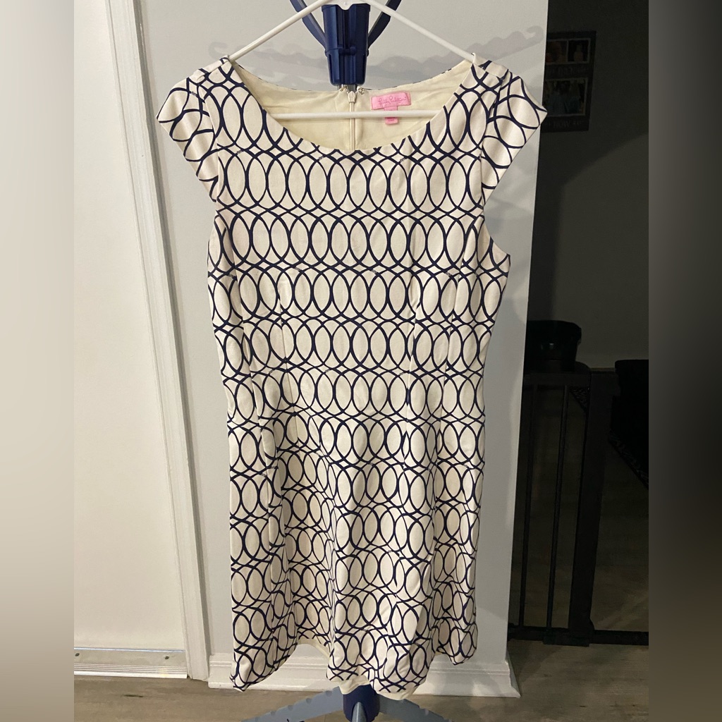 Lilly Pulitzer Navy & White Swirl Print Cap Sleeve Fitted Dress Size M
